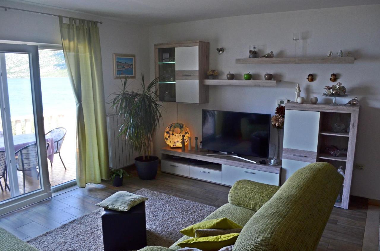 Apartments Rina - Kneze ราชิตเช ภายนอก รูปภาพ