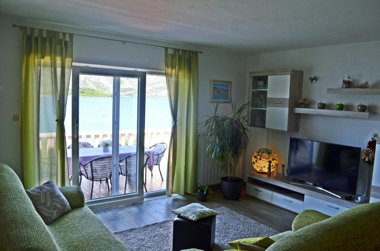 Apartments Rina - Kneze ราชิตเช ภายนอก รูปภาพ