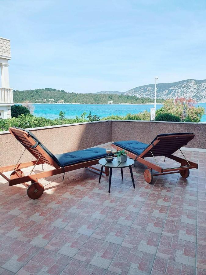 Apartments Rina - Kneze ราชิตเช ภายนอก รูปภาพ