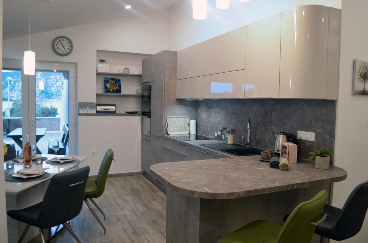 Apartments Rina - Kneze ราชิตเช ภายนอก รูปภาพ